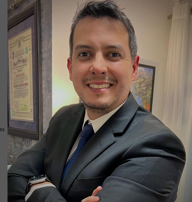 Víctor Romero: Experiencia como CEO y proyectos